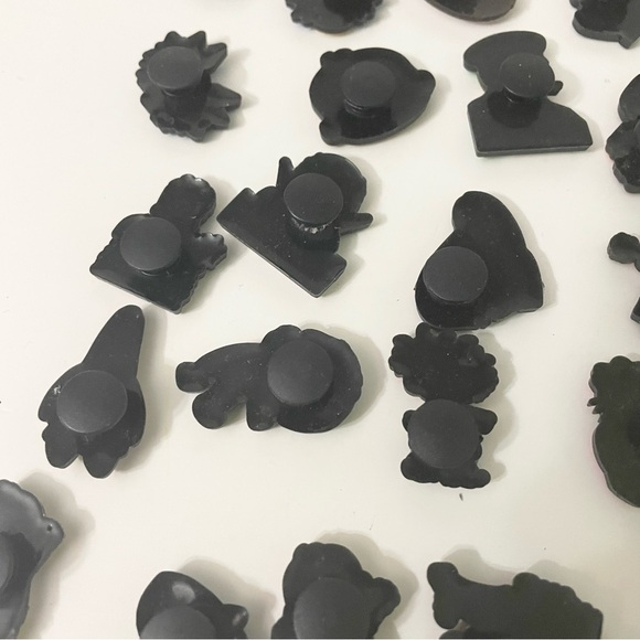 Croc Charms Lot of 34 Hello Kitty Jack Skellington Hulk Halloween SpongeBob - Picture 12 of 16